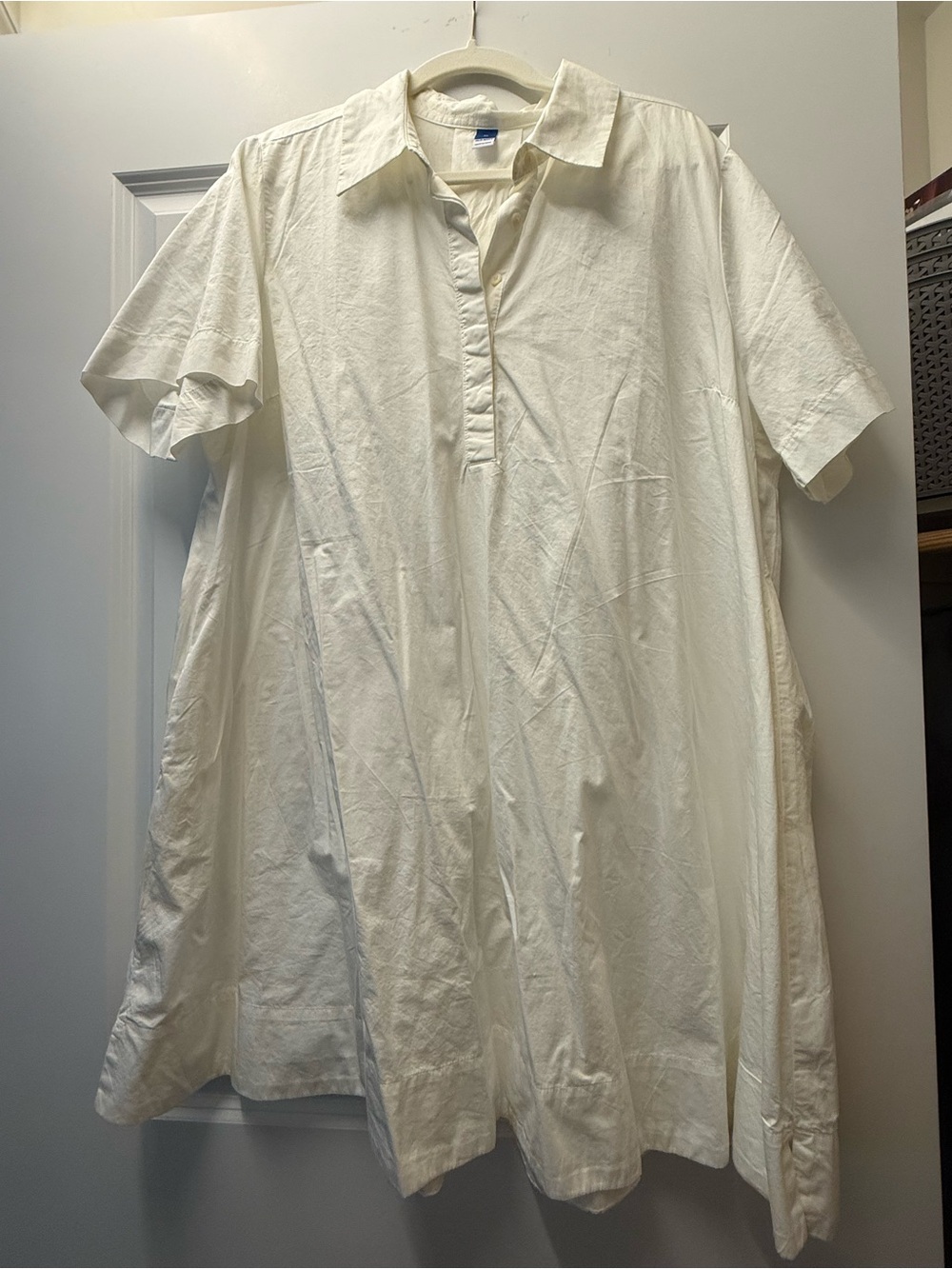 Old Navy Cream Short-Sleeve Mini Dress